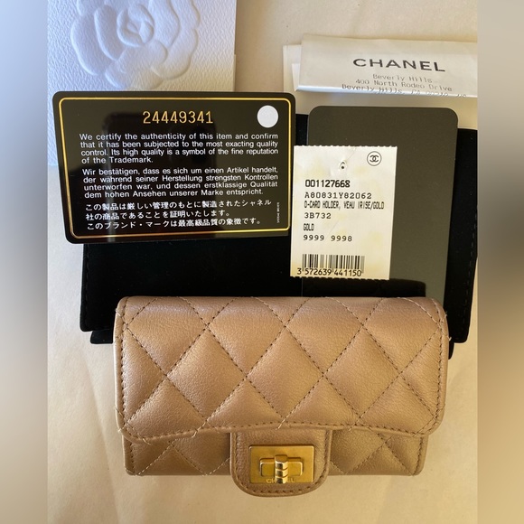 Chanel reissue card holder o case - Picture 2 of 12
